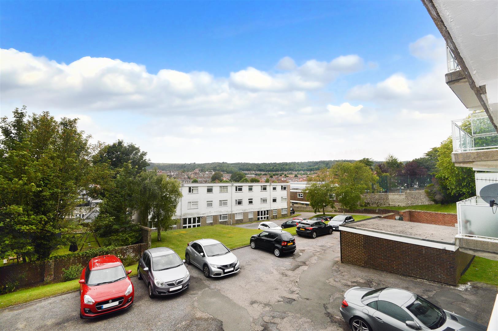 Property Details for Upperton Road Eastbourne East Sussex BN21 1LW